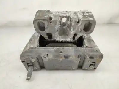 Second-hand car spare part engine support for audi a3 (8l1) 1.9 tdi oem iam references 1j0199555  