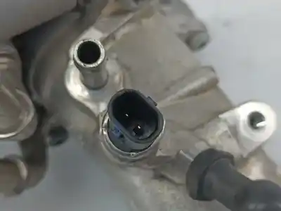 Автозапчастина б/у коробка метелика для skoda octavia iii break (5e5) 1528 ak gasóleo 2015 5p посилання на oem iam 04l128063p  