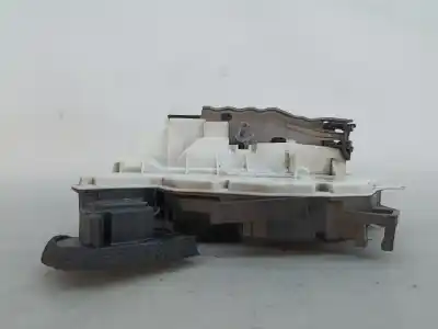 Автозапчастина б/у замок дверей заднього лівого для skoda octavia iii break (5e5) 1528 ak gasóleo 2015 5p посилання на oem iam 5e0839015a  