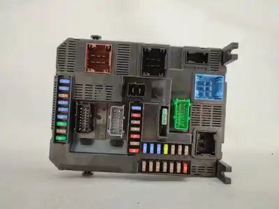 Автозапчасти б/у блок реле/предохранителей за citroen c4 cactus van (0b_, 0p_) bluehdi 100 ссылки oem iam 9807531680