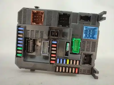 Автозапчасти б/у блок реле/предохранителей за citroen c4 cactus van (0b_, 0p_) bluehdi 100 ссылки oem iam 9807531680  