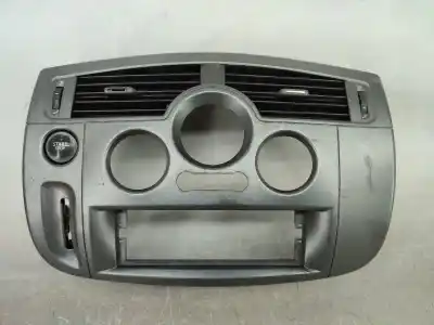 Peça sobressalente para automóvel em segunda mão CONSOLA CENTRAL por RENAULT SCÉNIC II (JM0/1_)  Referências OEM IAM 8200140715  