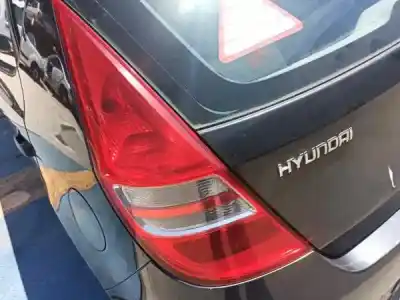 Peça sobressalente para automóvel em segunda mão farolim traseiro esquerdo por hyundai i30 (fd) 1.6 crdi referências oem iam 