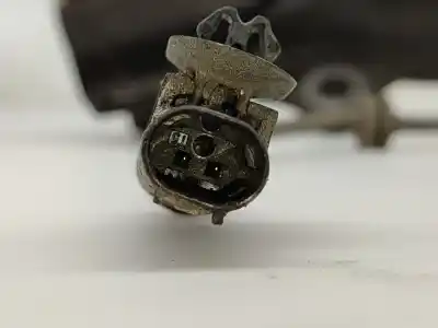Автозапчасти б/у передняя правая кулачка за opel corsa e (x15) 1.3 cdti (08 68) ссылки oem iam 13388768  