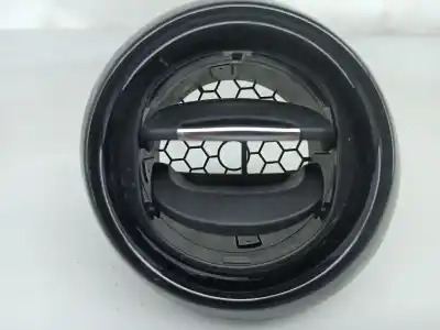 İkinci el araba yedek parçası HAVALANDIRMA IZGARASI için RENAULT CLIO IV (BH_)  OEM IAM referansları 687601310R  