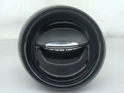 İkinci el araba yedek parçası HAVALANDIRMA IZGARASI için RENAULT CLIO IV (BH_)  OEM IAM referansları 687601310R  