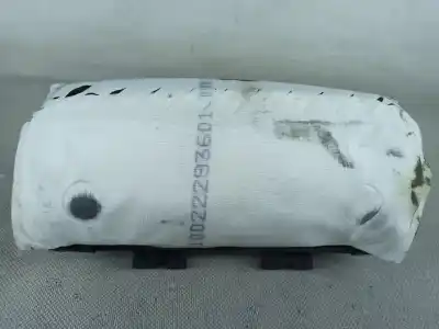 Автозапчастина б/у передня права подушка безопасности для opel corsa e (x15) 1.4 turbo (08, 68) посилання на oem iam 96852873