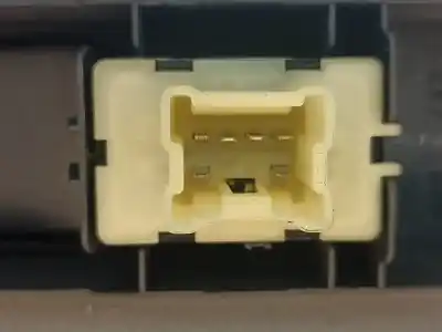 Pezzo di ricambio per auto di seconda mano interruttore alzacristalli anteriore destro per renault captur i (j5_, h5_) blue dci 95 riferimenti oem iam 809603269r  