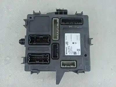 Second-hand car spare part fuse box unit for renault clio v (bf_) 1.0 tce 100 (b7mt) oem iam references 284b19561r