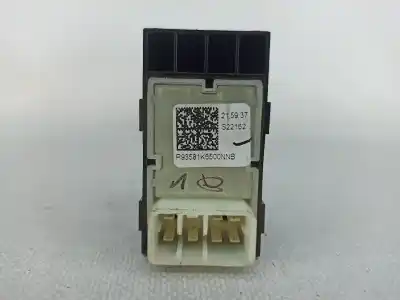 Second-hand car spare part right front power window switch for hyundai i10 iii (ac3, ai3) 1.0 mpi oem iam references   