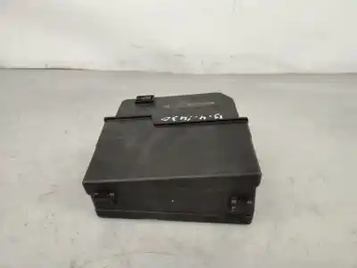 Peça sobressalente para automóvel em segunda mão caixa de fusíveis e relés por renault kangoo express (fw0/1_) z.e. (fw0z. fw1z) elétrico 2016 5p referências oem iam 8201044235d