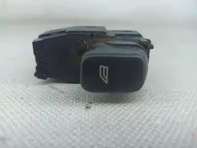 Peça sobressalente para automóvel em segunda mão botão / interruptor elevador vidro traseiro direito por iveco daily iv caja/chasis 35c15 referências oem iam 30658696