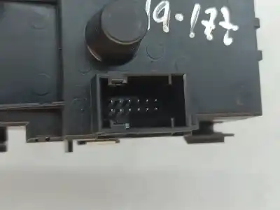 Second-hand car spare part headlights switch for bmw 1 (e81) gasóleo 2010 3p oem iam references 6932792  