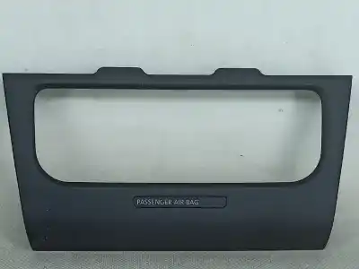 Pezzo di ricambio per auto di seconda mano CONSOLE CENTRALE per VOLKSWAGEN GOLF VI (5K1)  Riferimenti OEM IAM 5K0858069P  