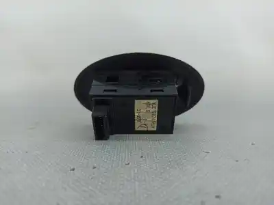 Second-hand car spare part rear right power window switch for rover rover 75 (rj) 2.0 cdt oem iam references yud100741puy  