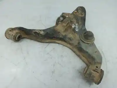 Автозапчастина б/у передній правий нижний рычаг підвіски для mitsubishi l 200 (ka0/kb0) 2.5 di-d cat посилання на oem iam   