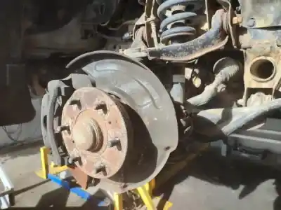 Second-hand car spare part front right knuckle for mitsubishi l 200 (ka0/kb0) 2.5 di-d cat oem iam references 