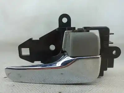 Second-hand car spare part interior right front handle for mitsubishi l 200 (ka0/kb0) 2.5 di-d cat oem iam references mn105360