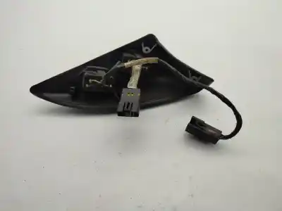 Second-hand car spare part left front power window switch for opel corsa b (s93) 1.2 i 16v (f08 f68 m68) oem iam references 90482477   Second-hand car spare part left front power window switch for opel corsa b (s93) 1.2 i 16v (f08 f68 m68) oem iam references 90482477