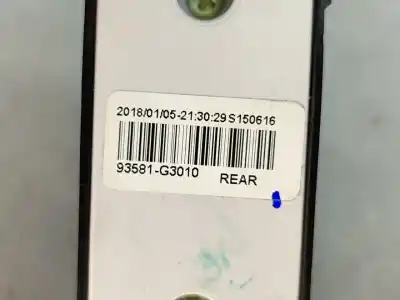 Second-hand car spare part right front power window switch for hyundai i30 fastback (pde, pden) 1.6 crdi oem iam references 93581g3010  