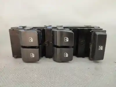 Автозапчастина б/у передні вікний вмикач для hyundai i30 fastback (pde, pden) 1.6 crdi посилання на oem iam 93571g3030