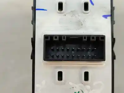 Автозапчастина б/у передні вікний вмикач для hyundai i30 fastback (pde, pden) 1.6 crdi посилання на oem iam 93571g3030  