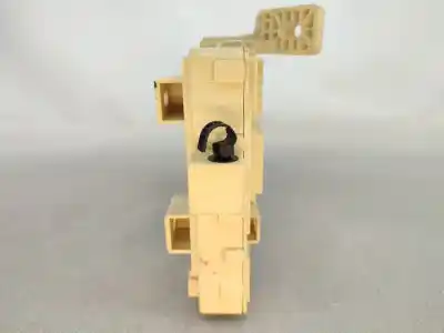 Second-hand car spare part fuse box unit for hyundai i30 fastback (pde, pden) 1.6 crdi oem iam references 91950g4350  