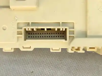 Second-hand car spare part fuse box unit for hyundai i30 fastback (pde, pden) 1.6 crdi oem iam references 91950g4350  