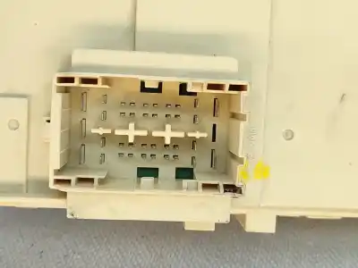 Second-hand car spare part fuse box unit for hyundai i30 fastback (pde, pden) 1.6 crdi oem iam references 91950g4350  