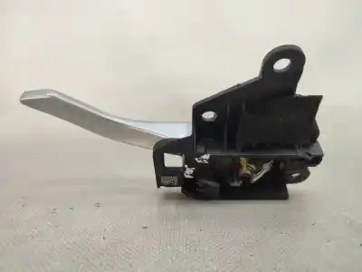 Автозапчастина б/у ліва передня внутрішня ручка для hyundai i30 fastback (pde, pden) 1.6 crdi посилання на oem iam 82613g4000  