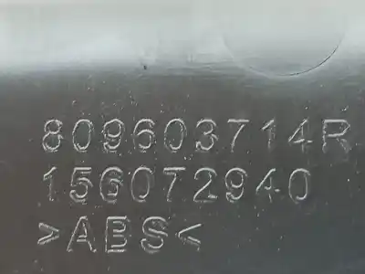 Second-hand car spare part right front power window switch for renault twingo iii (bcm_) 1.0 sce 70 oem iam references 254217475r  