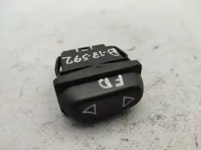 Peça sobressalente para automóvel em segunda mão BOTÃO / INTERRUPTOR ELEVADOR VIDRO DIANTEIRO DIREITO por PEUGEOT 306 BERLINA 3/5 PUERTAS (S1)  Referências OEM IAM 5 PINOS  