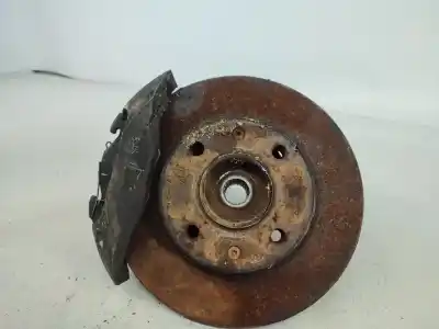 Pièce détachée automobile d'occasion MOYEU DE ROUE AVANT GAUCHE pour PEUGEOT 306 (7B, N3, N5)  Références OEM IAM   
