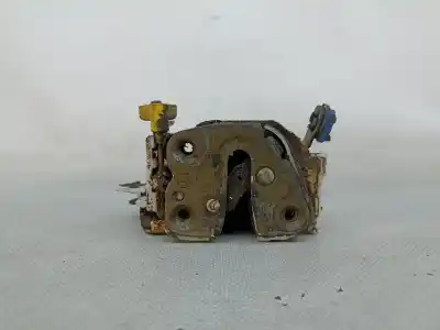 Peça sobressalente para automóvel em segunda mão fechadura da porta dianteira esquerda por nissan vanette cargo (hc23) 2.3 diesel referências oem iam 