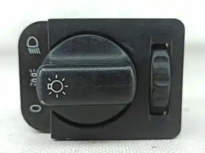 Second-hand car spare part headlights switch for opel corsa b (s93) 1.2 i (f08 f68 m68) oem iam references 90481764 Second-hand car spare part headlights switch for opel corsa b (s93) 1.2 i (f08 f68 m68) oem iam references 90481764