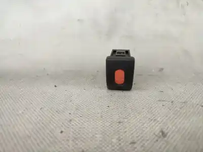 Second-hand car spare part hazard warning lights for opel corsa b (s93) 1.2 i (f08 f68 m68) oem iam references 7 pinos Second-hand car spare part hazard warning lights for opel corsa b (s93) 1.2 i (f08 f68 m68) oem iam references 7 pinos