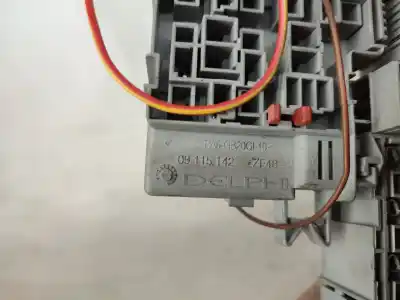 Peça sobressalente para automóvel em segunda mão caixa de fusíveis e relés por opel corsa c (x01) 1.2 (f08, f68) referências oem iam 09115142   Peça sobressalente para automóvel em segunda mão caixa de fusíveis e relés por opel corsa c (x01) 1.2 (f08, f68) referências oem iam 09115142