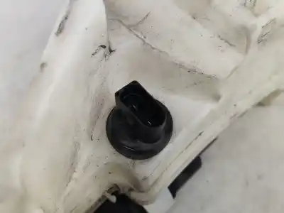 Second-hand car spare part windscreen washer bottle for audi a6 avant (4f5) 3.0 tdi quattro (171kw) oem iam references   