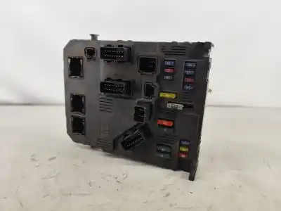 Pezzo di ricambio per auto di seconda mano scatola relè/fusibili per citroen c3 i (fc_, fn_) 1.1 i riferimenti oem iam 9648715380  