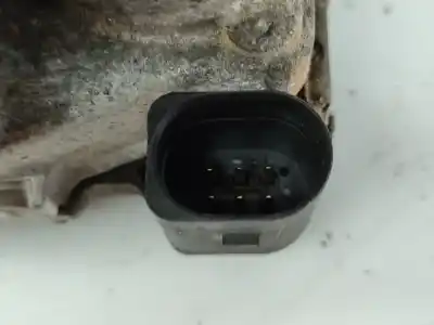 Pezzo di ricambio per auto di seconda mano scatola della farfalla per audi a4 avant (8e5) 1.8 20v riferimenti oem iam 06b133062m  