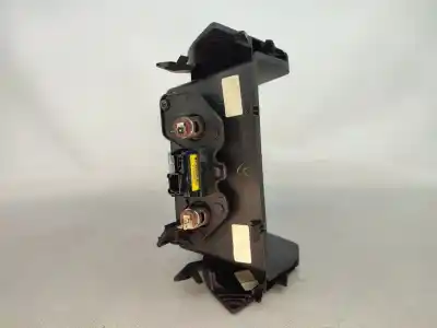 Автозапчастина б/у центральна консоль для hyundai i30 fastback (pde, pden) 1.6 crdi посилання на oem iam 84651g4000  