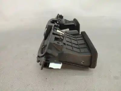 Автозапчастина б/у аераційна решіта для hyundai i30 fastback (pde, pden) 1.6 crdi посилання на oem iam   