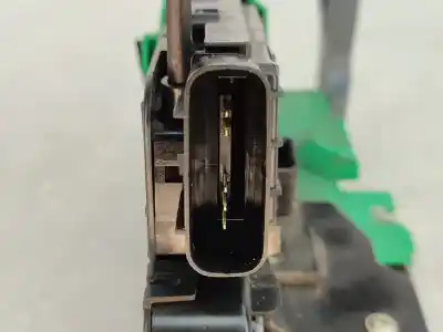 Автозапчастина б/у замок передніх дверей лівий для hyundai i30 fastback (pde, pden) 1.6 crdi посилання на oem iam 81310g3040  