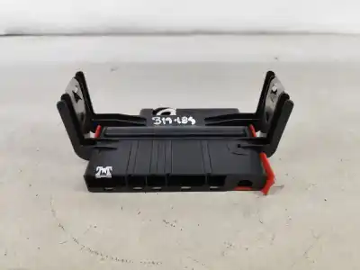 Second-hand car spare part fuse box unit for bmw 1 coupé (e82) 118 d oem iam references   