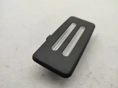 Peça sobressalente para automóvel em segunda mão luz interior por bmw 1 coupé (e82) 118 d referências oem iam   