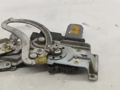 Second-hand car spare part driver left window regulator for opel corsa b (s93) 1.0 i 12v (f08. f68. m68) oem iam references 90520193  