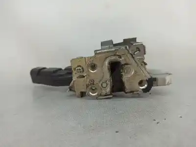 Peça sobressalente para automóvel em segunda mão fechadura da porta traseira esquerda por peugeot 107 1.0 cat (384f) referências oem iam 