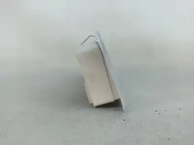 Second-hand car spare part interior light for bmw x1 (e84) sdrive 20 d oem iam references 6951252  