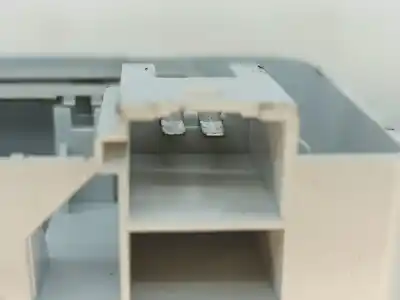 Second-hand car spare part interior light for bmw x1 (e84) sdrive 20 d oem iam references 6951252  