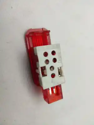 Автозапчастина б/у внутрішне світло для audi a6 avant (4f5) 3.0 tdi quattro (171kw) посилання на oem iam    Автозапчастина б/у внутрішне світло для audi a6 avant (4f5) 3.0 tdi quattro (171kw) посилання на oem iam